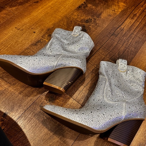 Silver Ankle Boots - Picture 4 of 9